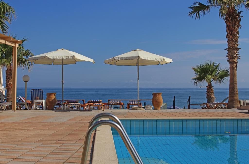 Seafront Beach Hotel Apartments Rethymno  Exterior photo